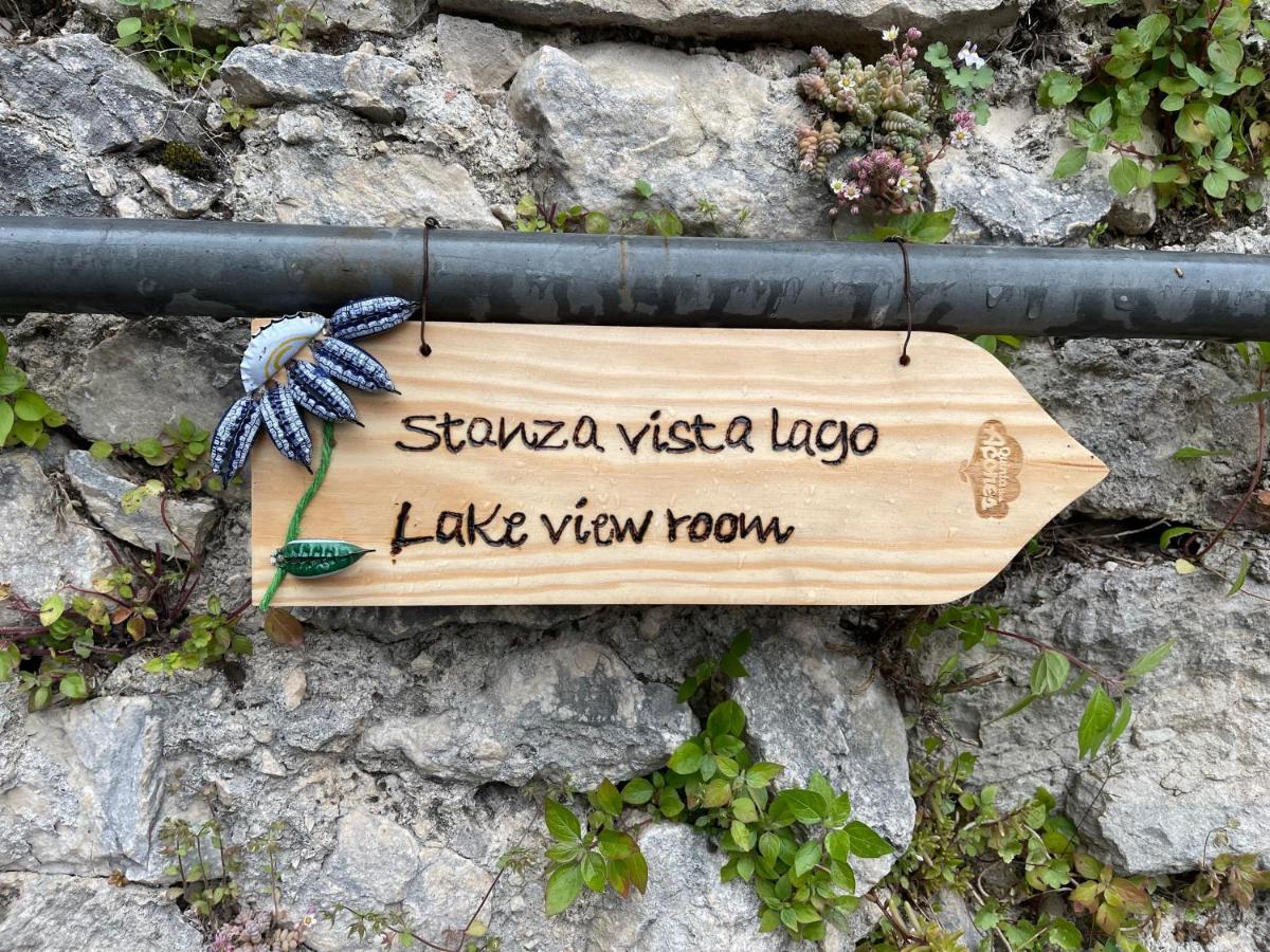 Stanza Con Terrazzo Vista Lago - Lakeholiday Castel di Tora Exteriér fotografie
